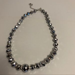 EYE CATCHING CRYSTAL NECKLACE